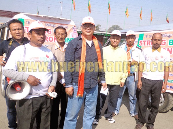 Manipur BJP enrolls 300 new members