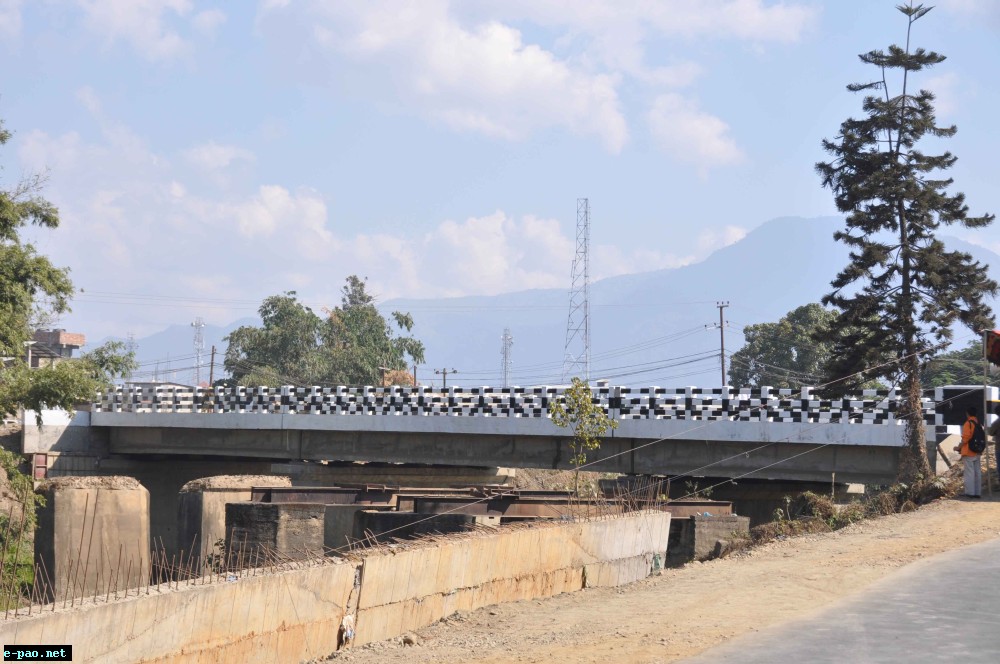 Chief Minister Okram Ibobi today inaugurated the newly constructed 52 metres long Thumbuthong bridge