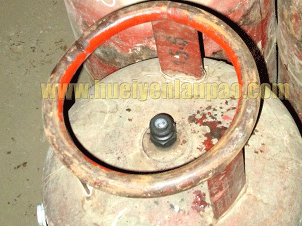 LPG cylinders refilled at Sekmai Bottling Plant found leaked