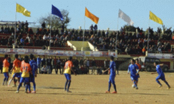 Players in action during quarter final match