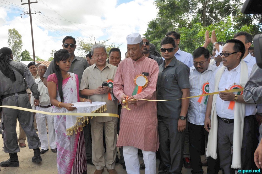 Works on historic Tongjil Maril begins with inauguration by CM Ibobi at Zoujangtek :: 08th September 2014