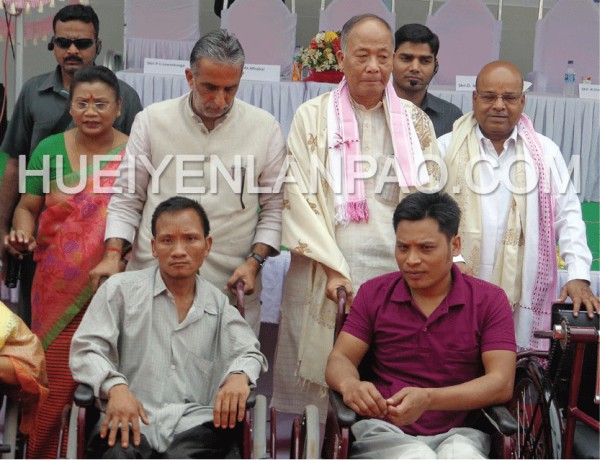 Gehlot gives aids, devices to diferently-abled persons