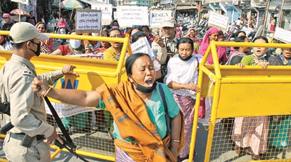 Womenfolk staging a rally 
