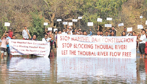 People protest aagainst Mapithel Dam in Thoubal river 