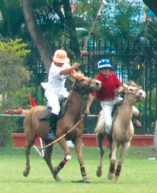 MPSC-A and Chingkheihunba Polo Club-A in action 