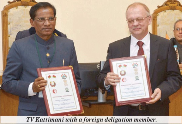 TV Kattimani with a foreign delegation member