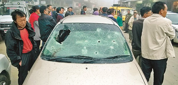 Stand off over Dzuko Valley takes ugly turn SAYO volunteers vandalise 7 vehicles June 15 2015 