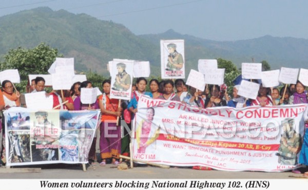 Women volunteers blocking National Highway 102