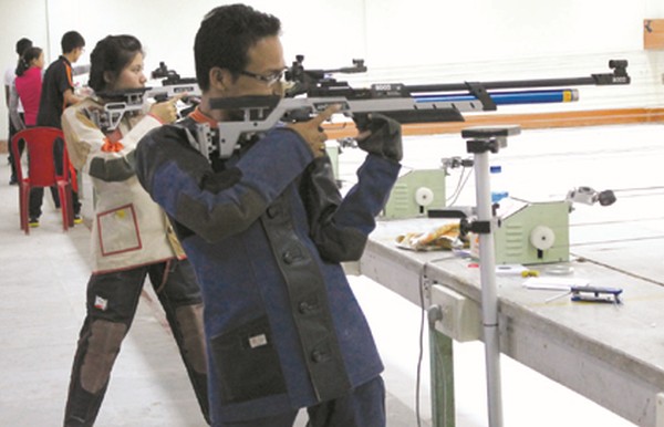 Ibetonsana Devi Memorial shooting competion concludes Delux sets new record in 10m jr men individual