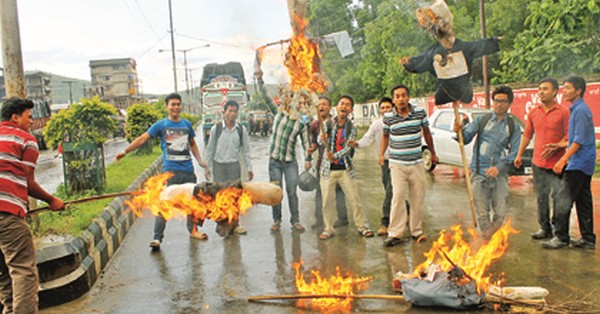 File pic of student wing of JCILPS burning effigies on July 3