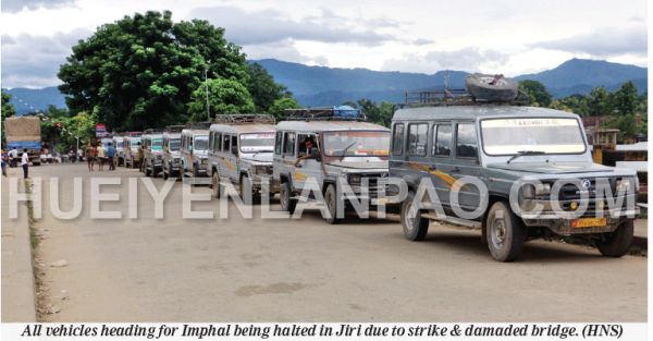 Imphal bound vehicles stranded