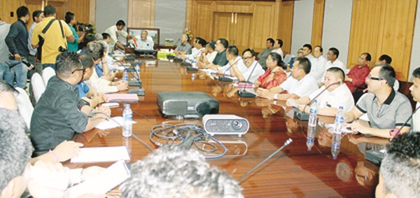 The Chief Minister and Congress MLAs while addressing the media
