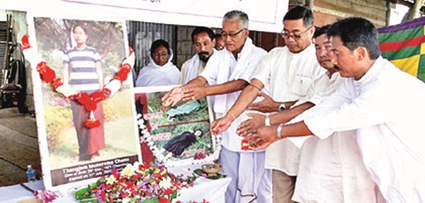People offering tributes to late Thangjam Manorama on July 11 2015