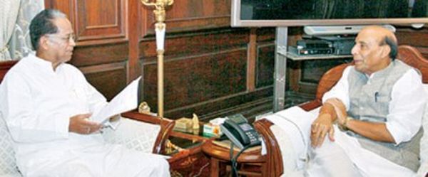 Assam CM Tarun Gogoi with Union Home Minister Rajnath Singh