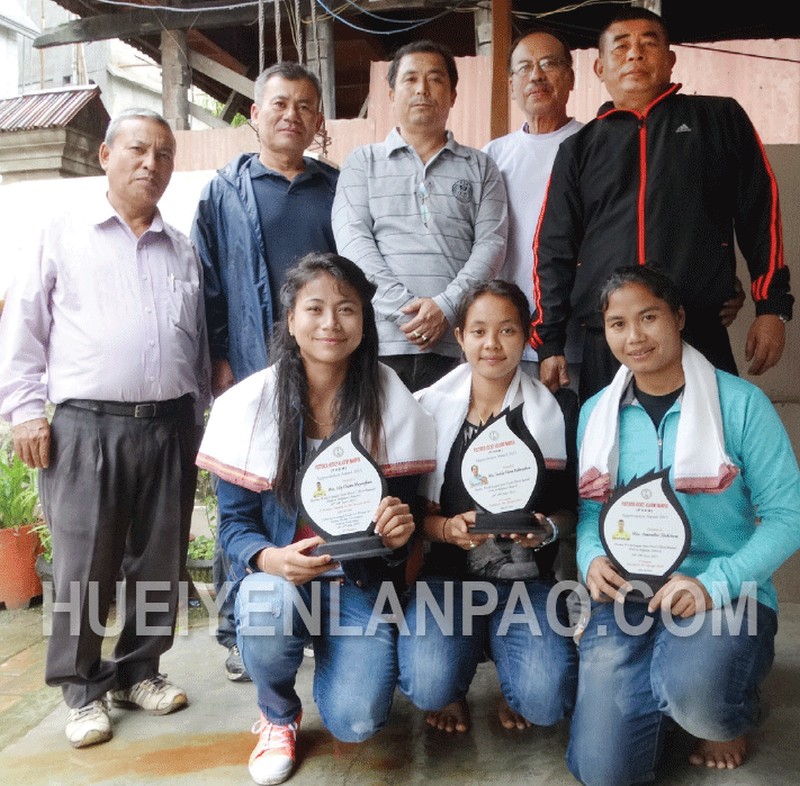 Anuradha Thokchom, Sushila Chanu Pukhrambam and Lily Chanu Mayengbam felicitated
