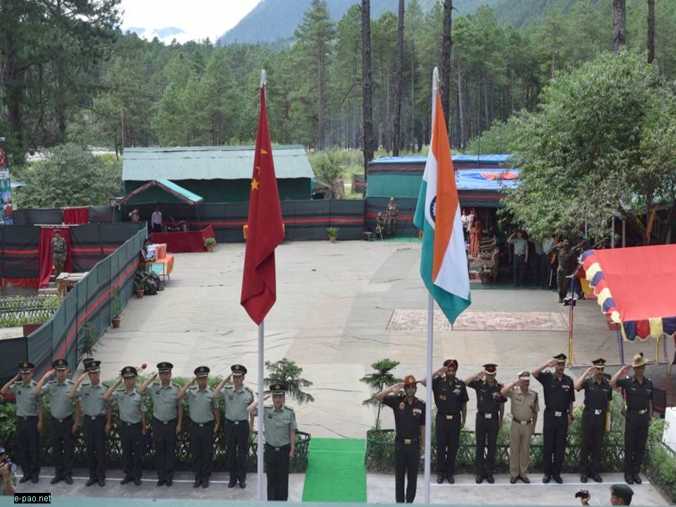 Indian army celebrate ID-Day with Chinese PLA