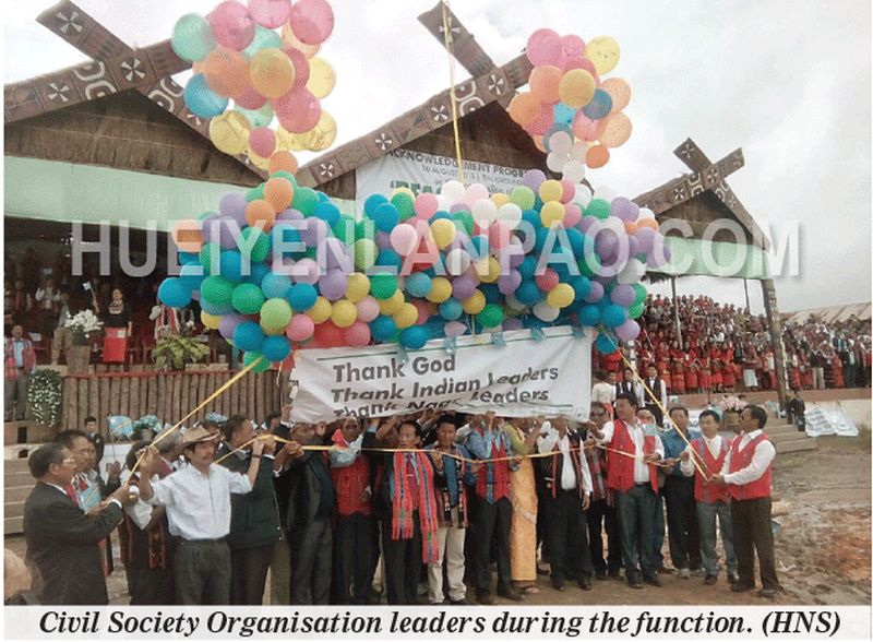 Thousands  hail 'Indo-Naga Peace Accord'