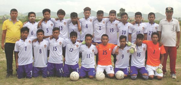 Champions NCC, Khongampat pose for a group photo