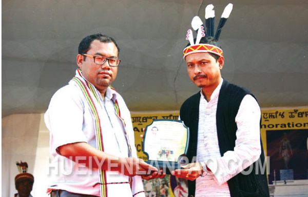 Bureau Chief Meisnam Karnajit awarded