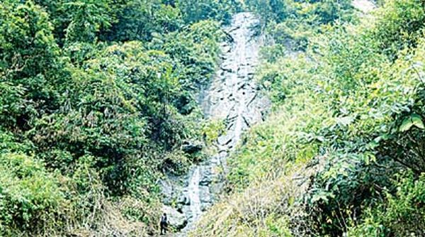 Shoko waterfall