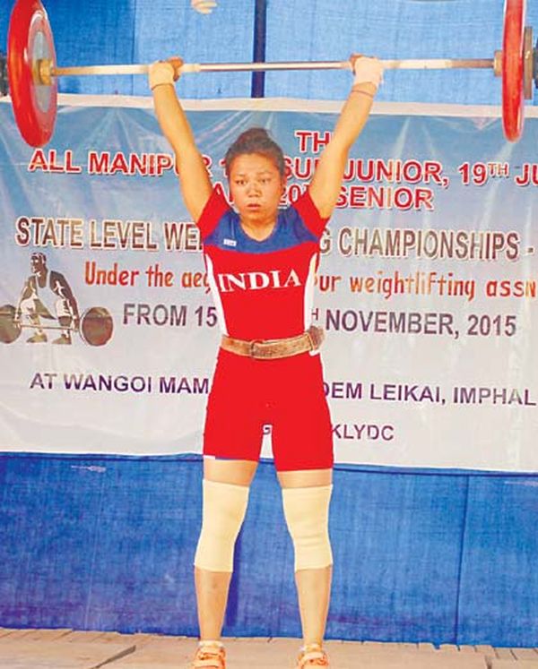 A lifter of SAI-Imphal in action