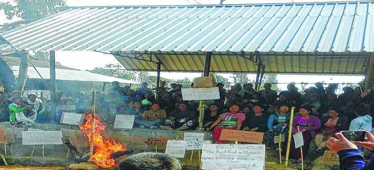 People protest against the Cabinet decision at Khousabung