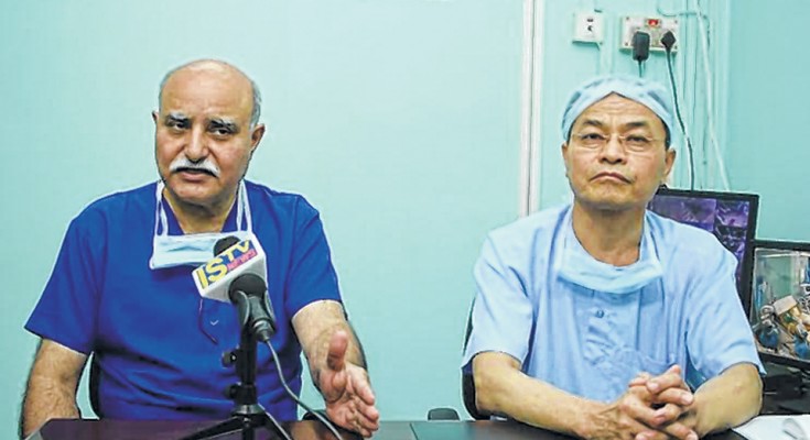 Dr Ajay Kual (L) and Dr Shyamkishore (R) addressing media persons at Sky Hospital