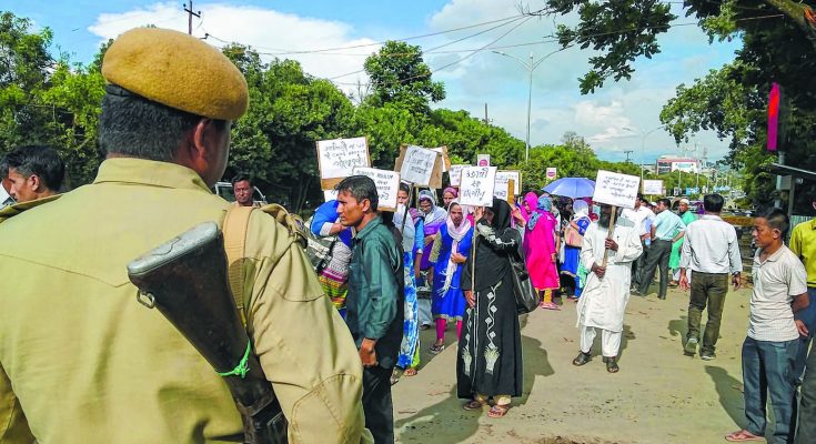 Madrassa teachers demand clearance of pending salary