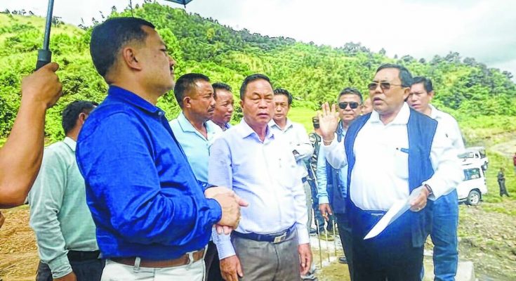 Minister inspects Dollang Khunou road