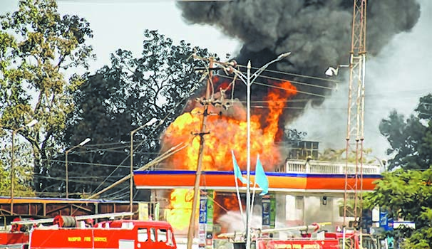 Tanker catches fire at PCTC petrol pump