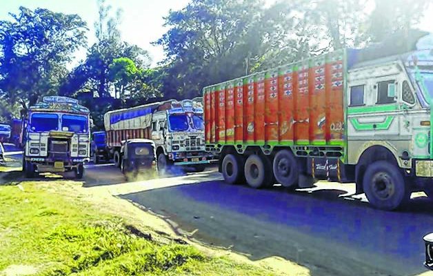 693 trucks set to move from Jiri today
