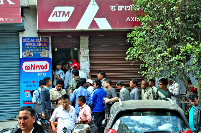 People came to different bank branches to deposit Rs 500 and Rs 10000 notes :: November 10 2016 