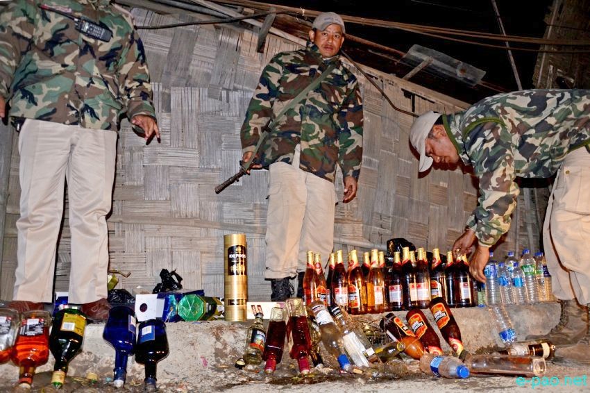 Imphal West Police's drive against Alcohol for preventing accident during New Year Eve :: December 31 2015