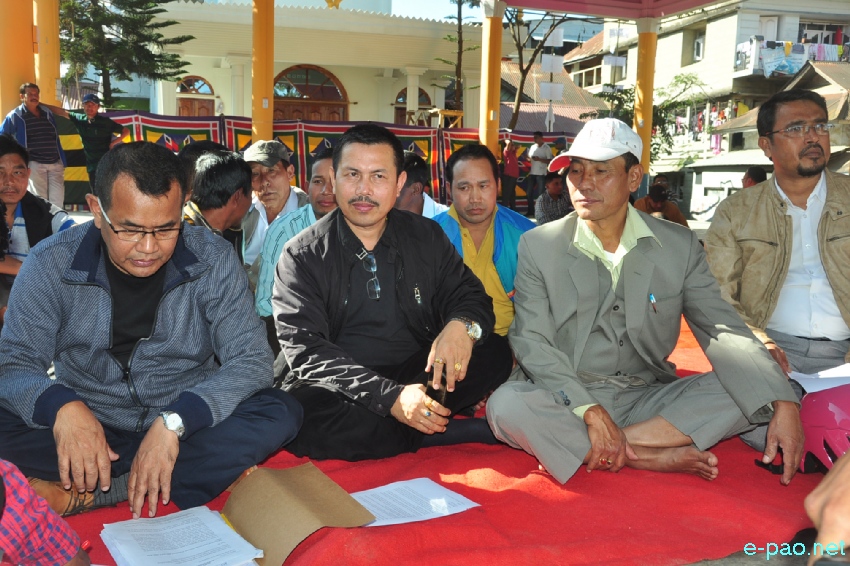 Sit-in-Protest at Imphal on hardship caused by Demonetisation of Rs 500 / 1000 notes  :: November 18 2016