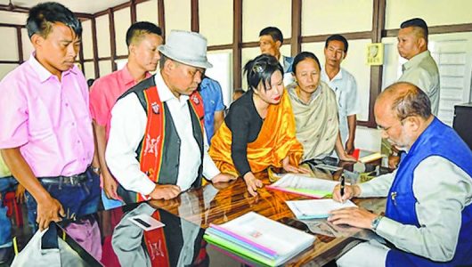 Chingi Numit : CM interacts, hears cases of hill people
