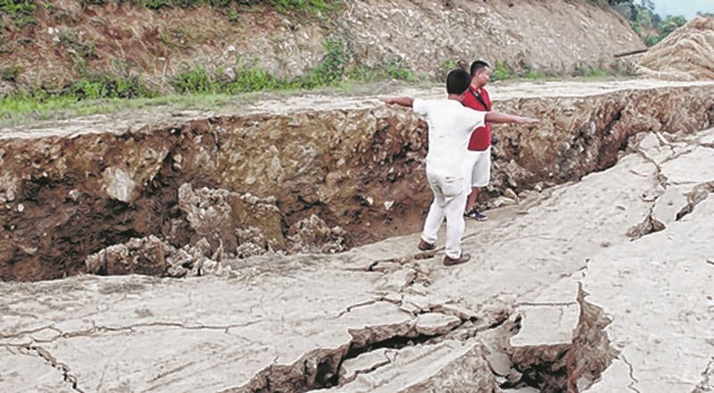 Kangpokpi earth crack spreads to 5 Kms radius Fissure widening