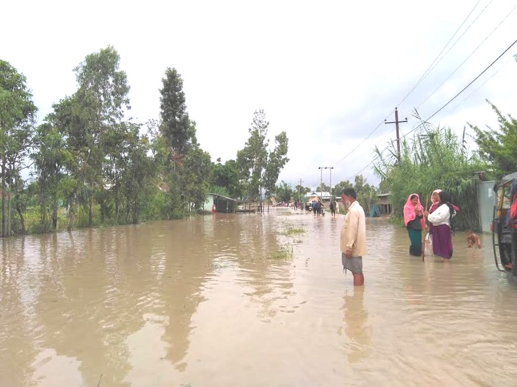 Over 4000 residents still reeling under flood in Mayang Imphal,  Wangoi