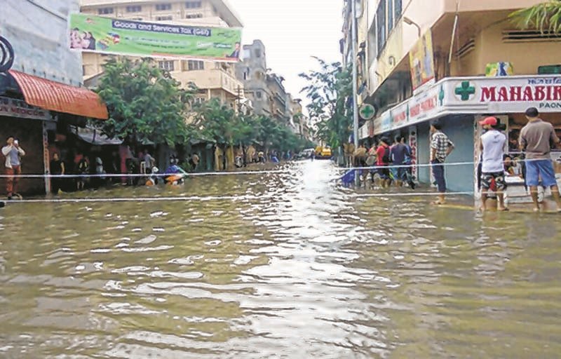 Rivers in spate, many localities flooded