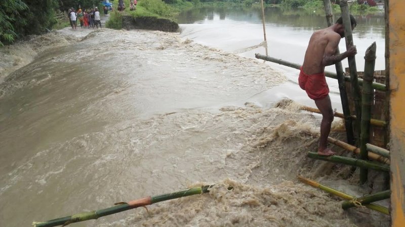 Thongju flooded as Iril river bank caves in Imphal, Nambul, Iril and Thoubal rivers 