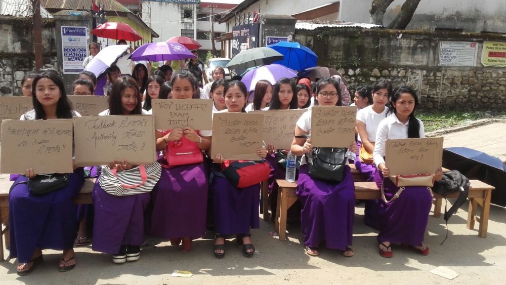 GP Women College students decry over the unavailability of Meitei Mayek text book