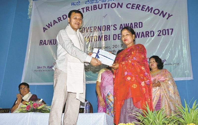 >Governor's, RK Sanatombi Devi Awards 2017 conferred Education Min calls for equal contribution to society via education