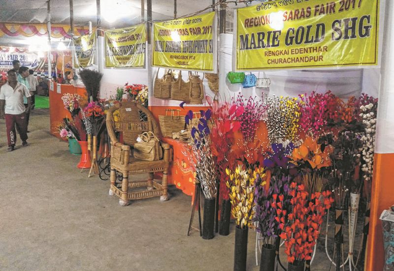 Ethnic Handloom and Handicraft vie for attention at Regional Saras Fair