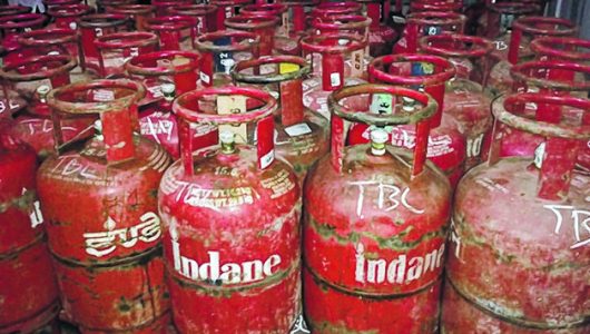Police seize 686 hoarded filled, empty cylinders