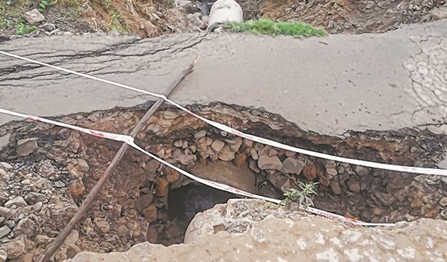 Sept 25 rain triggers gradual landslides at Maram Centre village; 10 houses destroyed