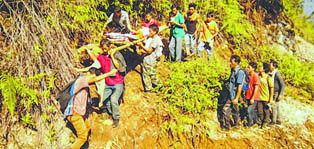 Unfit PMGSY road : Patient carried on stretcher for 45 kms