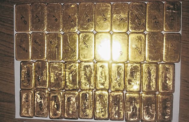 Tengnoupal  police seize gold bars worth Rs 2 crore