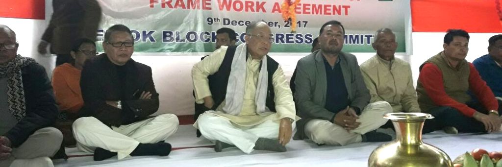 Congress continues Sit-in-protest demanding disclosure of Framework Agreement