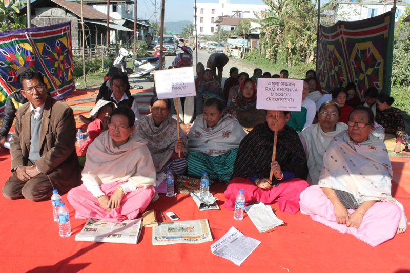 Sit-in demands shifting of Uripok Ramkrishna Mission School