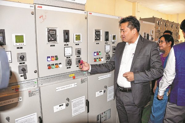 Three power sub-stations inaugurated in succession