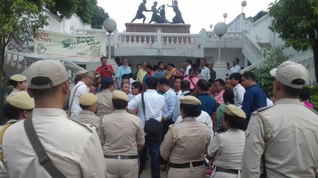 Civil societies in Manipur protest RN Ravi's statement